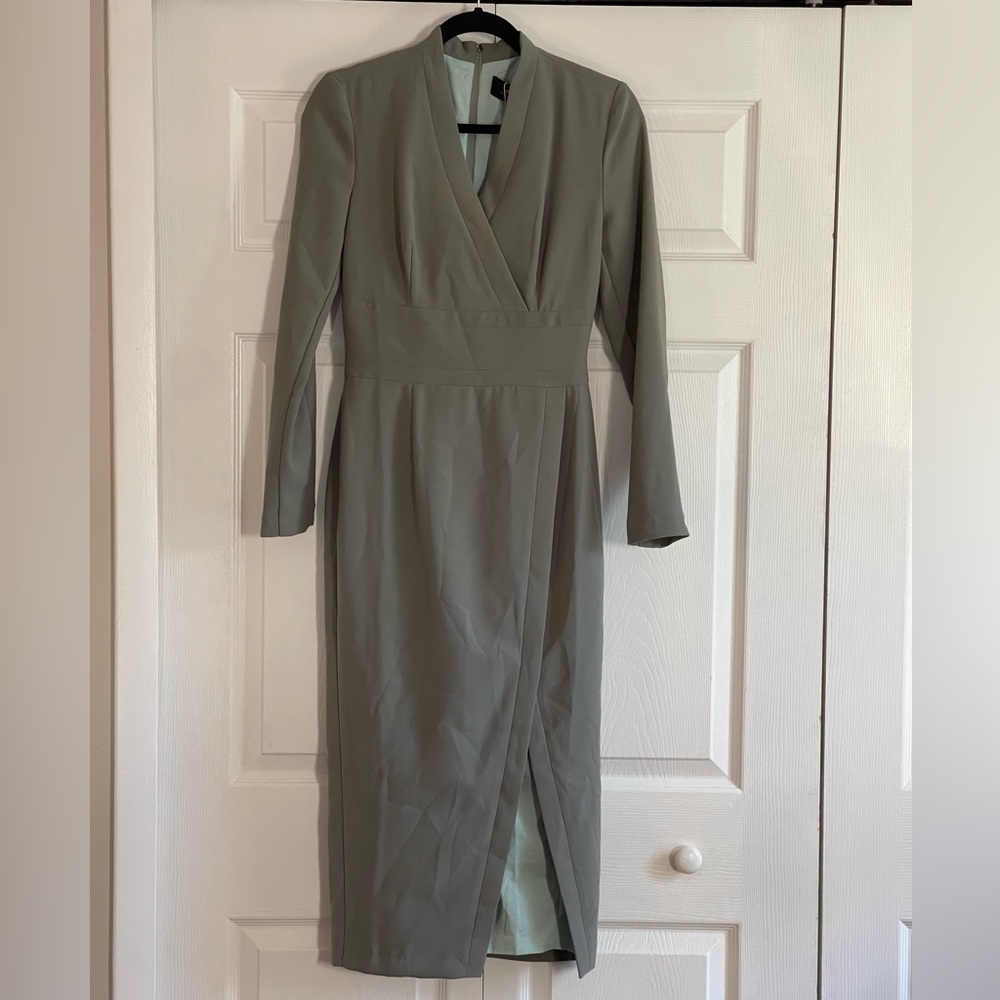 ❤️❤️❤️ New with Tags Midi BGL Dress ❤️❤️❤️